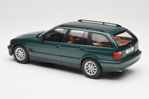 BMW 3 Series E36 Touring Green Metallic MCG 1:18 MCG18366 Metall – Bild 5 von 6