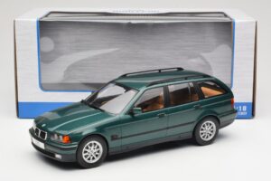 BMW 3 Series E36 Touring Green Metallic MCG 1:18 MCG18366 Metall – Bild 6 von 6