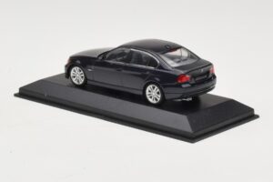 BMW 3 Series E90 Dark Blue Metallic Minichamps 1:43 80420392151-R Metall – Bild 4 von 5