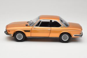 BMW 3.0 CSi E9 Gold Metallic Minichamps 1:18 180029027 Metall – Bild 4 von 8