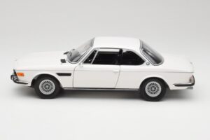 BMW 3.0 CSi E9 Weiss Minichamps 1:18 180029026 Metall – Bild 4 von 8