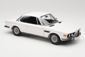 BMW 3.0 CSi E9 Weiss Minichamps 1:18 180029026 Metall – Bild 6 von 8