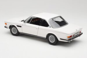 BMW 3.0 CSi E9 Weiss Minichamps 1:18 180029026 Metall – Bild 7 von 8