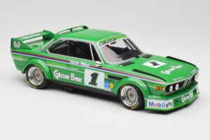 BMW 3.0 CSL E9 #1 Alpina G. Nilsson / D. Quester Winners Nürburgring 1977 Minichamps 1:18 155772501 Metall – Bild 4 von 6