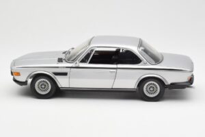 BMW 3.0 CSL E9 Silber Minichamps 1:18 180029020 Metall – Bild 4 von 8