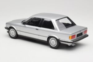 BMW 323i E21 Silber Minichamps 1:18 155026001 Metall – Bild 5 von 6