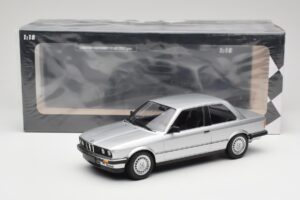 BMW 323i E21 Silber Minichamps 1:18 155026001 Metall – Bild 6 von 6