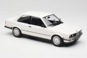BMW 323i E21 Weiss Minichamps 1:18 155026005 Metall – Bild 4 von 6