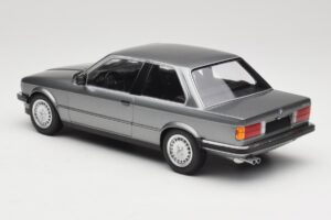 BMW 323i E30 Grey Metallic Minichamps 1:18 155026006 Metall – Bild 5 von 6