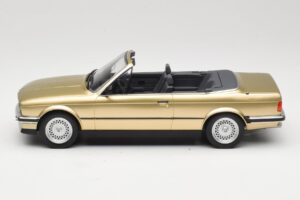 BMW 325i E30 Cabriolet Beige MCG 1:18 MCG18544 Metall – Bild 3 von 6