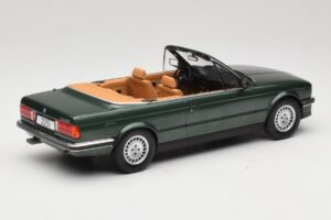 BMW 325i E30 Cabriolet Grün MCG 1:18 MCG18545 Metall – Bild 2 von 6