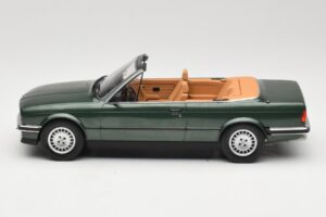 BMW 325i E30 Cabriolet Grün MCG 1:18 MCG18545 Metall – Bild 3 von 6