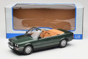 BMW 325i E30 Cabriolet Grün MCG 1:18 MCG18545 Metall – Bild 6 von 6