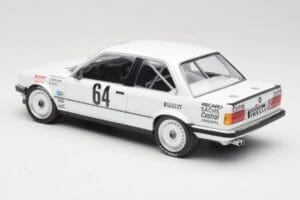 BMW 325i E30 #64 Auto Budde K. Oestreich / E. Rensing Winner 24 Hours Nürburgring 1986 Minichamps 1:18 155862664 Metall – Bild 4 von 6