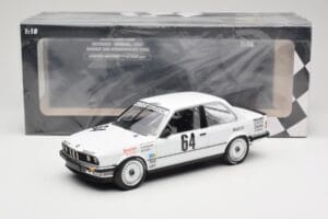 BMW 325i E30 #64 Auto Budde K. Oestreich / E. Rensing Winner 24 Hours Nürburgring 1986 Minichamps 1:18 155862664 Metall – Bild 6 von 6