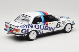 BMW 325i E30 #6 Gubin Sport V. Strycek DTM 1986 Minichamps 1:18 155862606 Metall – Bild 2 von 6