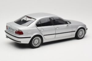 BMW 330i E46 Silber UT 1:18 80430302328 Metall – Bild 3 von 8