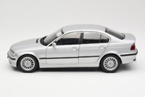 BMW 330i E46 Silber UT 1:18 80430302328 Metall – Bild 4 von 8
