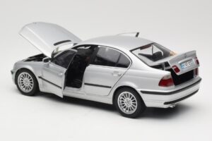 BMW 330i E46 Silber UT 1:18 80430302328 Metall – Bild 5 von 8