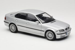 BMW 330i E46 Silber UT 1:18 80430302328 Metall – Bild 6 von 8