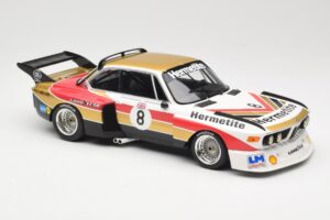 BMW 3.5 CSL E9 Hermetite #8 J. Fitzpatrick / T. Walkinshaw 1000 km Nurburgring 1976 Minichamps 1:18 155762608 Metall – Bild 4 von 6