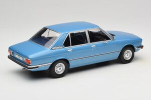 BMW 5 Series E12 Blau MCG 1:18 MCG18541 Metall – Bild 2 von 6