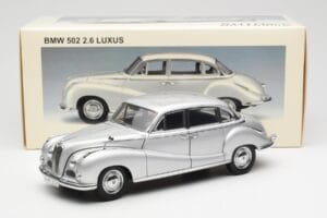 BMW 502 2.6 Luxus Super Silber AUTOart 1:18 70593 Metall – Bild 8 von 8