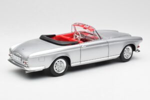 BMW 503 Silber Revell 1:18 18787 Metall – Bild 3 von 8