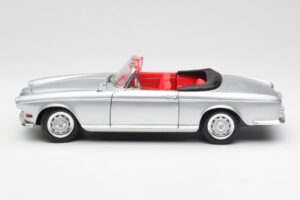 BMW 503 Silber Revell 1:18 18787 Metall – Bild 4 von 8