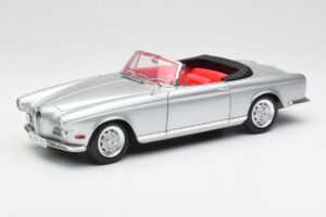 BMW 503 Silber Revell 1:18 18787 Metall