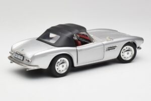 BMW 507 Silber Revell 1:18 9034 Metall – Bild 3 von 8