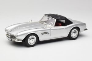 BMW 507 Silber Revell 1:18 9034 Metall
