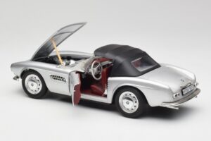 BMW 507 Silber Revell 1:18 9034 Metall – Bild 5 von 8