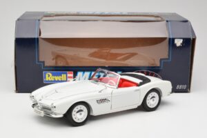BMW 507 Touring Sport Feather White Revell 1:18 8810 Metall – Bild 8 von 8