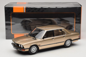 BMW 520i E28 Gold Metallic IXO 1:18 18CMC184 Metall – Bild 6 von 6