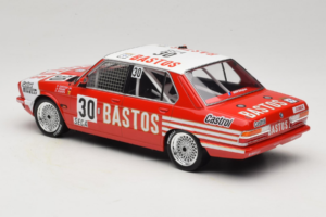 BMW 528i E28 #30 D. Quester / A. Hahne / E. Joosen 24 Hours of Spa Winner 1982 IXO 1:18 18RMC182A Metall – Bild 5 von 6
