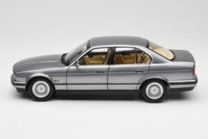 BMW 535i E34 Grau Metallic Minichamps 1:18 100024008 Metall – Bild 4 von 8