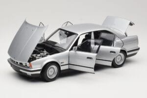 BMW 535i E34 Silber Minichamps 1:18 100024005 Metall – Bild 2 von 8