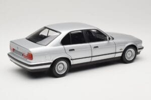 BMW 535i E34 Silber Minichamps 1:18 100024005 Metall – Bild 3 von 8