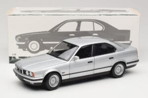 BMW 535i E34 Silber Minichamps 1:18 100024005 Metall – Bild 8 von 8