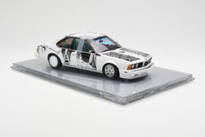 BMW 635 CSi E24 Art Car Robert Rauschenberg AUTOart 1:18 80430150924 Metall – Bild 4 von 8