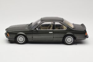 BMW 635 CSi E24 Malachit Green Metallic AUTOart 1:18 70522 Metall – Bild 4 von 8