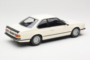 BMW 635 CSi E24 Weiss Minichamps 1:18 155028102 Metall – Bild 2 von 6