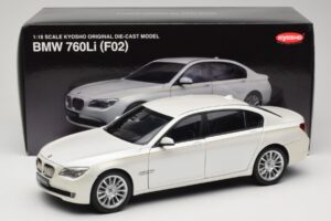 BMW 7 Series F02 760Li Brilliant White Kyosho 1:18 08783BRW Metall – Bild 8 von 8