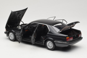 BMW 730i E32 Black Metallic Minichamps 1:18 100023002 Metall – Bild 5 von 8