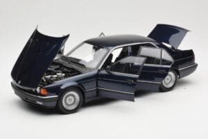BMW 730i E32 Blau Metallic Minichamps 1:18 100023006 Metall – Bild 2 von 8