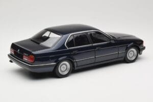 BMW 730i E32 Blau Metallic Minichamps 1:18 100023006 Metall – Bild 3 von 8