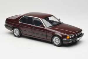 BMW 730i E32 Red Metallic Minichamps 1:18 100023001 Metall – Bild 6 von 8