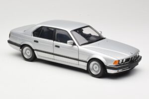 BMW 730i E32 Silber Minichamps 1:18 100023000 Metall – Bild 6 von 8
