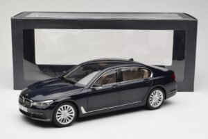 BMW 750Li F02 Imperial Blue Paragon 1:18 80432405586 Metall – Bild 8 von 8